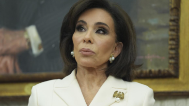 judge jeanine left eye