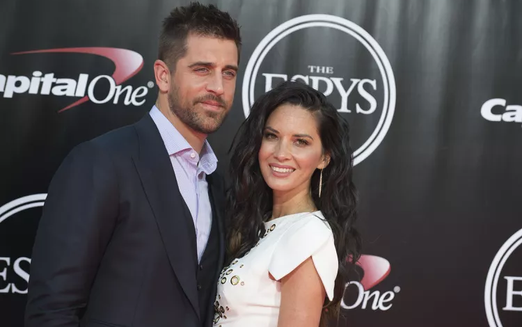 who is aaron rodgers married to